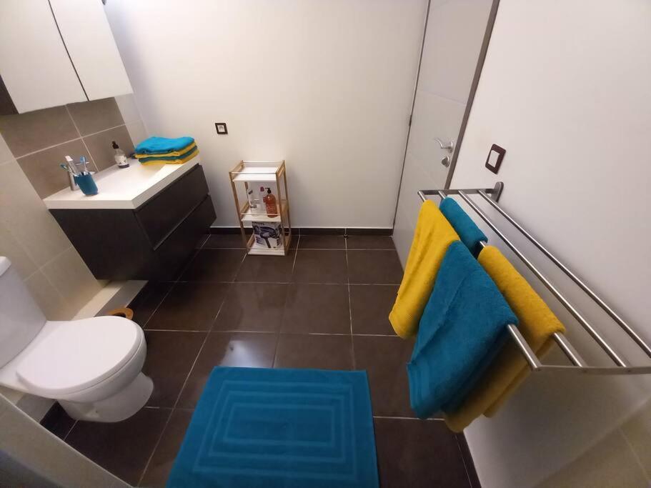 Les Pieds Dans L'Eau Chez Syl Apartment Le Moule Luaran gambar